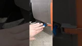 Мощный ранцевый  воздуходувка.