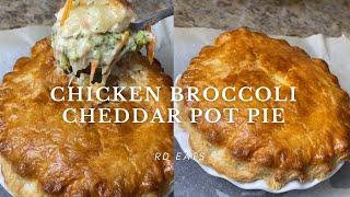 Chicken broccoli cheddar pot pie ￼! Easy weeknight, dinner idea!