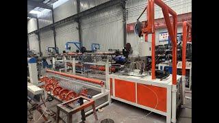 Latest Type Single Wire Double Wire Full Automatic Chain Link Fence Machine for Diamond Mesh Fence