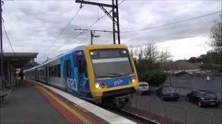 Metro trains at Holmesglen 3/7/2015