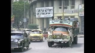 Traffic Of Kolkata circa 1989 - See the old diesel buses and Ambassador cars, Maruti 800 in Calcutta