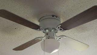 This ceiling fan is wired wrong.