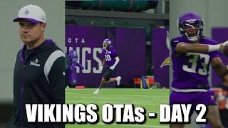 Minnesota Vikings OTAs Day 2: Indoor Work 
