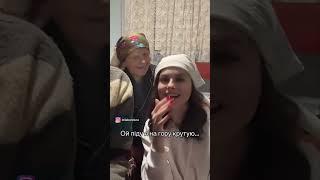 Лідуня і Бабуня. Нащо мені музики, як я маю свій язик