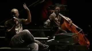 Robert Glasper Trio - LIVE at The Village Vanguard -  Double Black