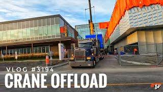 CRANE OFFLOAD | My Trucking Life | Vlog #3194