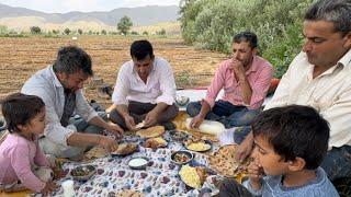 Köy Hayatı / Tarlada Yemek ve Çay / Tütün Dikimi