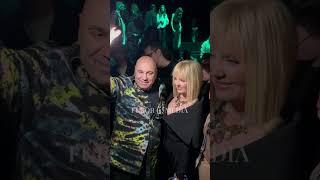 Сам себя не подсветишь, никто не подсветит. Иосиф Пригожин ухаживает за своей супругой Валерией