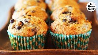 How to Make Banana and Chocolate Chip Muffins