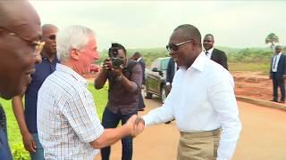 Le Président Patrice TALON à l'usine Blue Skies et sur le chantier de la caserne militaire à Allada