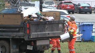 Hamilton crews clear out City Hall homeless encampment