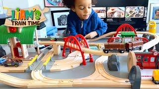 Brio World 33052 Deluxe Railway Set | Wooden Train Tracks for Kids | Train Videos | Unboxing | Play