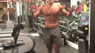 David Goggins  “Ins n’ Outs” push up routine