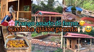 TELHADO E QUARTO QUASE TUDO PRONTO ||FRANGO ASSADO DE FORNO||A CASA ESTÁ LINDA||#obra|ELYELMA REIS