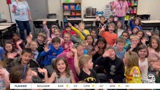 Denver7's Lisa Hidalgo participates in Read Across America Week at Vanderhoof Elementary