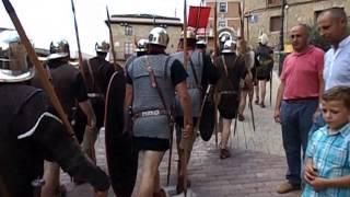 FESTIVAL ROMANO DE MENDiGORRÍA   Desfile de legionarios romanos