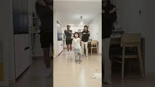 아영이가 나루토춤 가르쳐줌