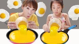 Seoeun cook Ostrich Egg instead of eggs with Mom