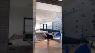 No hands pt️#gymnast #handstandchallenge #handstand #challenge #flexibility #tiktokchallenge