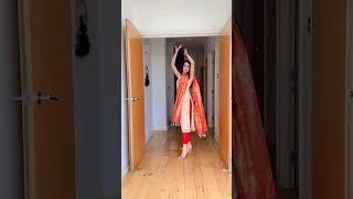 Salaam-e-ishq #shorts #dance #trending #salaameishq #easysteps #london #happy #ytshorts