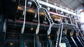 World's largest Diesel Engine starting