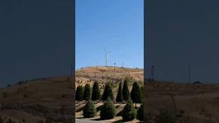 ️ Ветрогенератор в горах Узбекистана. Чарвак и Чимган #uzbekistan #windturbine #mountains #travel