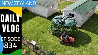 A great day for mowing lawns [Life in New Zealand #834]