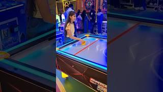 Air hockey #airhockey #hockey #games #gamingzone