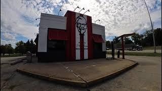 ABANDONED Kentucky FRIIIIIIED Chicken.  Bartonville IL