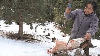 【Wild Cooking】Making mutton hot pot in a snowy mountain where the temperature is below 30 degrees.