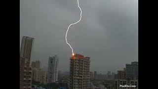 Mumbai Lightning Thunder Storm Fall Strike on Building Tower. Bijli Giri Building par.