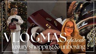 CHRISTMAS SHOPPING IN HARRODS & UNBOXING | CURRENT BEAUTY FAVS & GIVEAWAY |VLOGMAS