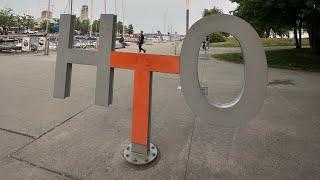 Ugandan ladyPam brings you the beautiful HTO PARK by the lake in TORONTO!Enjoy the evening walk