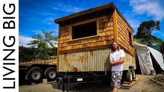 Epic Solar Powered Mobile Workshop