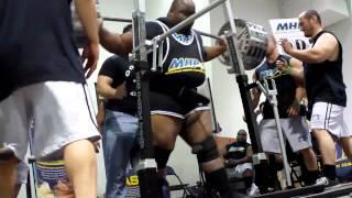 Robert Wilkerson Raw Squats 900 Pounds at MHPStrong.com's HERCULES 2012