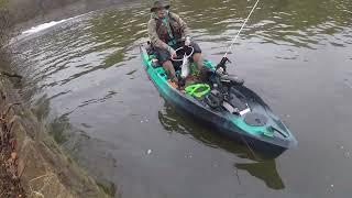 Kayak fishing Oklahoma spillways