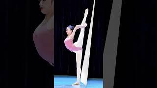 250° Split?! Pink Dancing Girl’s Flexibility is Unreal!  #split  #shorts