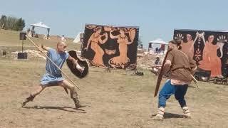 Thracian warrior vs germanic warrior