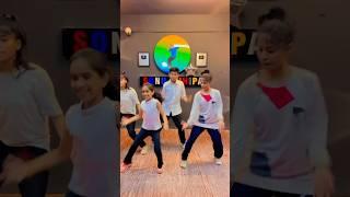 Haseeno Ko Aate Hai # #shorts #dance #bollywood #youtubeshorts