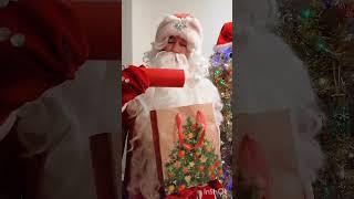 Будни Деда Мороза распаковка подарков #дедмороз #новыйгод #сновымгодом #ёлки  #распаковка