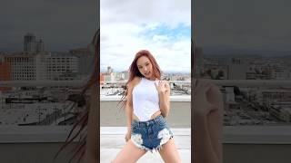 벗어날 수 없어 NA의 Gravity #TWICE #트와이스 #NAYEON #나연 #NA #ABCD
