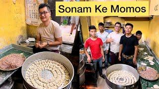 Pahado ke famous Sonam ke Mutton Momos  गोली की speed से बिकते हे इनके momos 