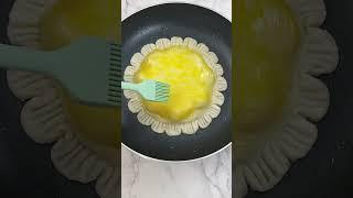  Puff’s in the kitchen whipping up a sunflower pancake! Watch the magic bloom! #ThatLittlePuff