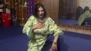 Sunaina lahori Mujra dance (dudh makhna di pali song (03044123819)