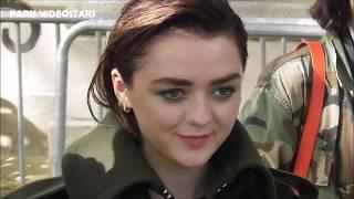 Maisie Williams @ Paris 30 september 2019 Fashion Week show Sacai