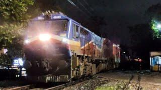 Beautiful NGC WDP4D 40605 with 15662 Kamakhya - Ranchi Express rushing towards NJP