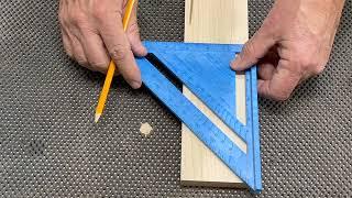 How To Find the Center Of Wood - Like A PRO!