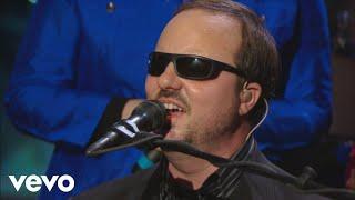 Bill & Gloria Gaither - Mercy Walked In [Live] ft. Gordon Mote