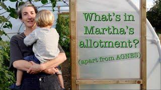 A tour of Martha and Adam's awesome allotment!