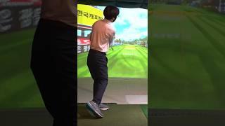 손목에 힘빼고 코킹해서 백스윙하고 바로 그립당기면서 내리고 옆구리 가깝게 오른팔 지나가주면서 코킹 릴리스해주면 찰지게 눌러서 샷!️️‍️
